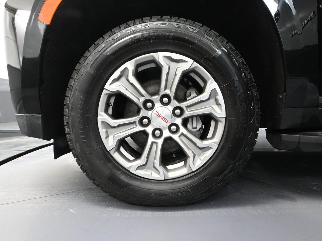 used 2024 GMC Yukon XL car, priced at $48,493