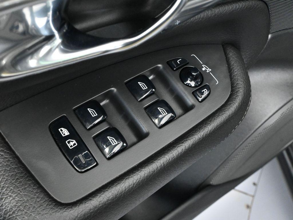 used 2019 Volvo XC90 car, priced at $21,593