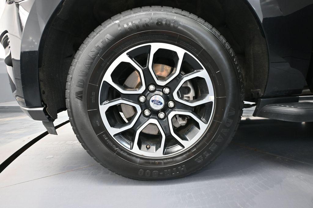 used 2022 Ford Expedition car, priced at $31,642