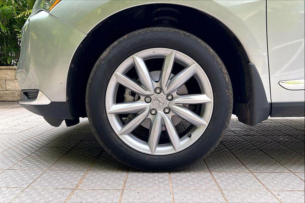 used 2023 Acura RDX car, priced at $31,993