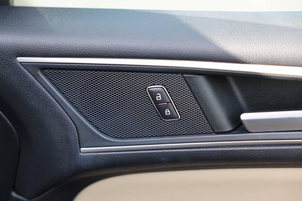 used 2022 Ford Edge car, priced at $26,131