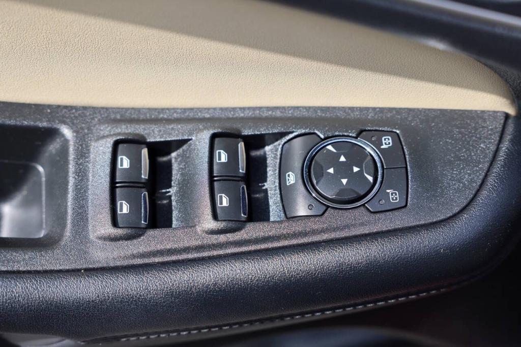 used 2022 Ford Edge car, priced at $26,131