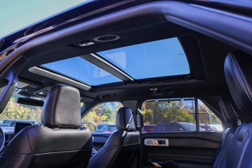 used 2023 Ford Explorer car, priced at $41,556