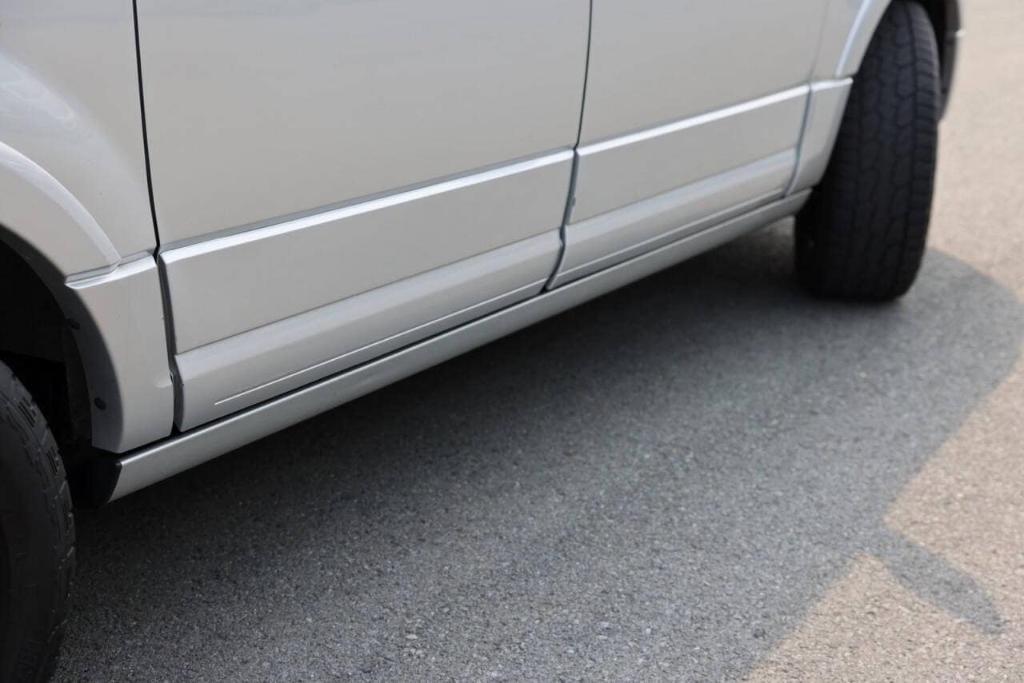 2017 Ingot Silver Ford Expedition EL