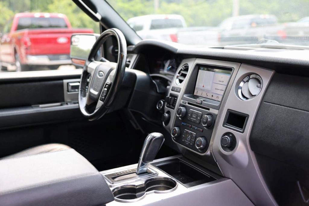 2017 Ingot Silver Ford Expedition EL