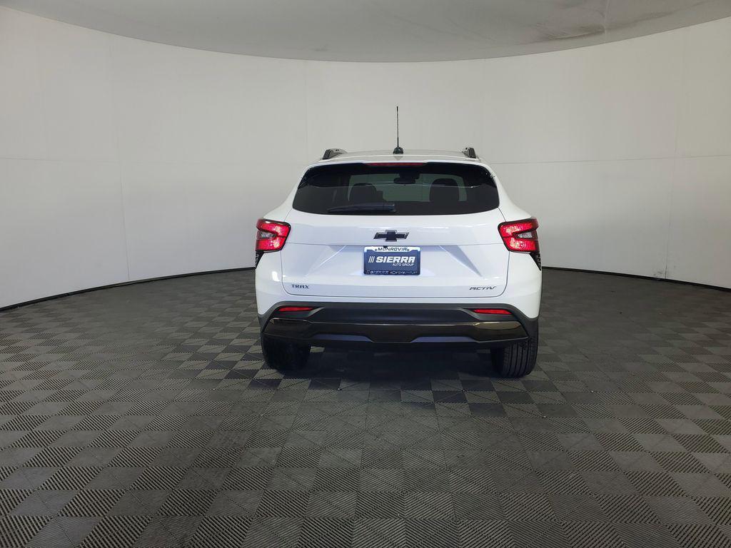 new 2026 Chevrolet Trax car, priced at $25,195