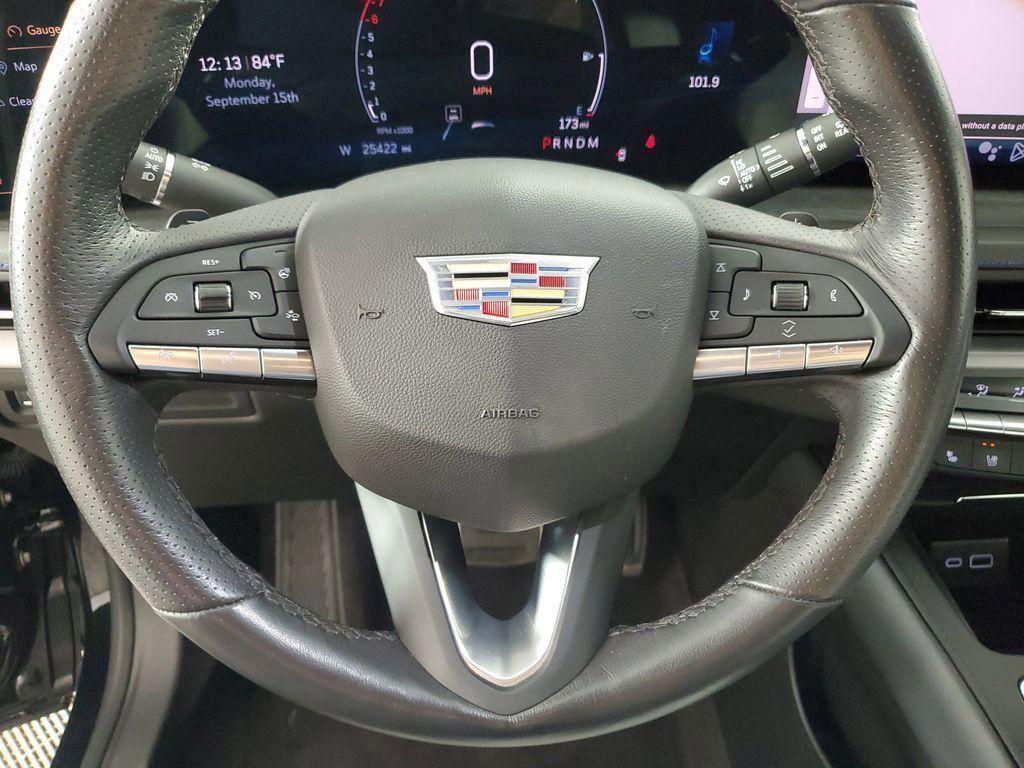 used 2024 Cadillac XT4 car, priced at $33,990