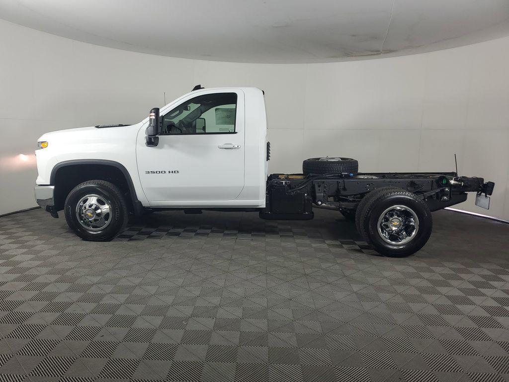 new 2026 Chevrolet Silverado 3500 car, priced at $63,663