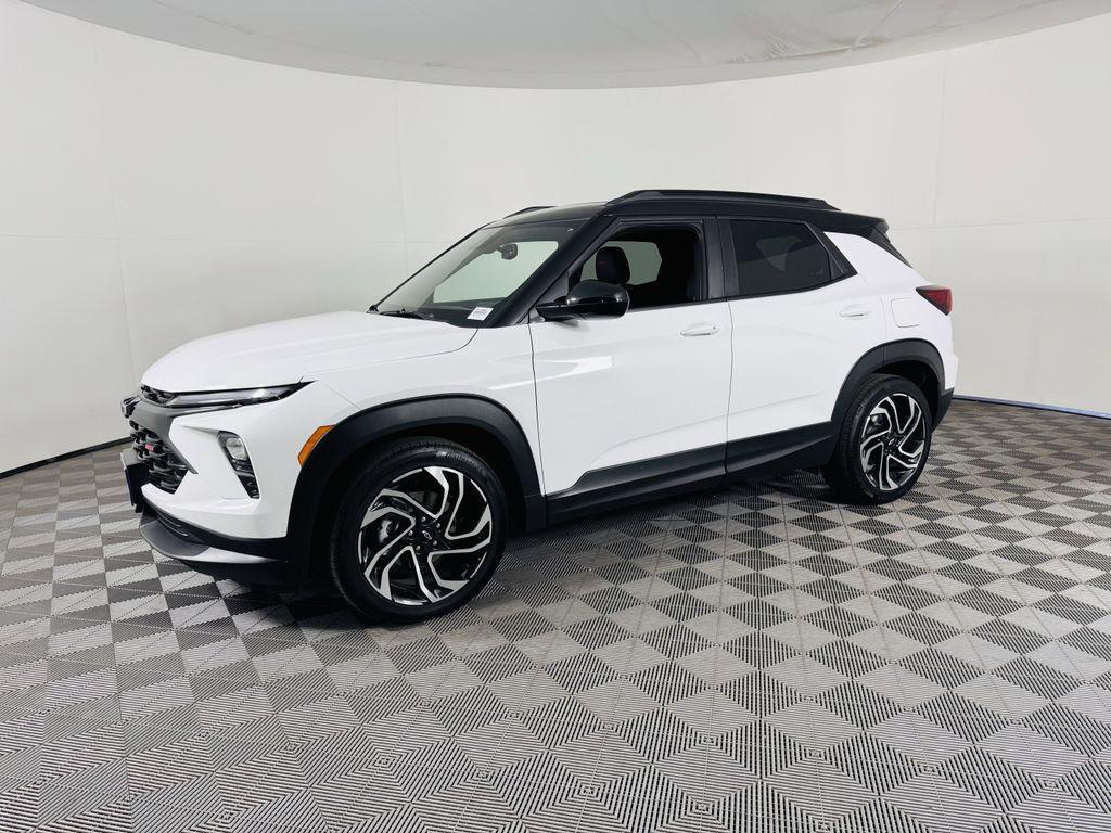 used 2024 Chevrolet TrailBlazer car, priced at $26,454