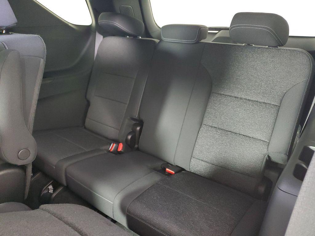 new 2026 Chevrolet Traverse car, priced at $43,220