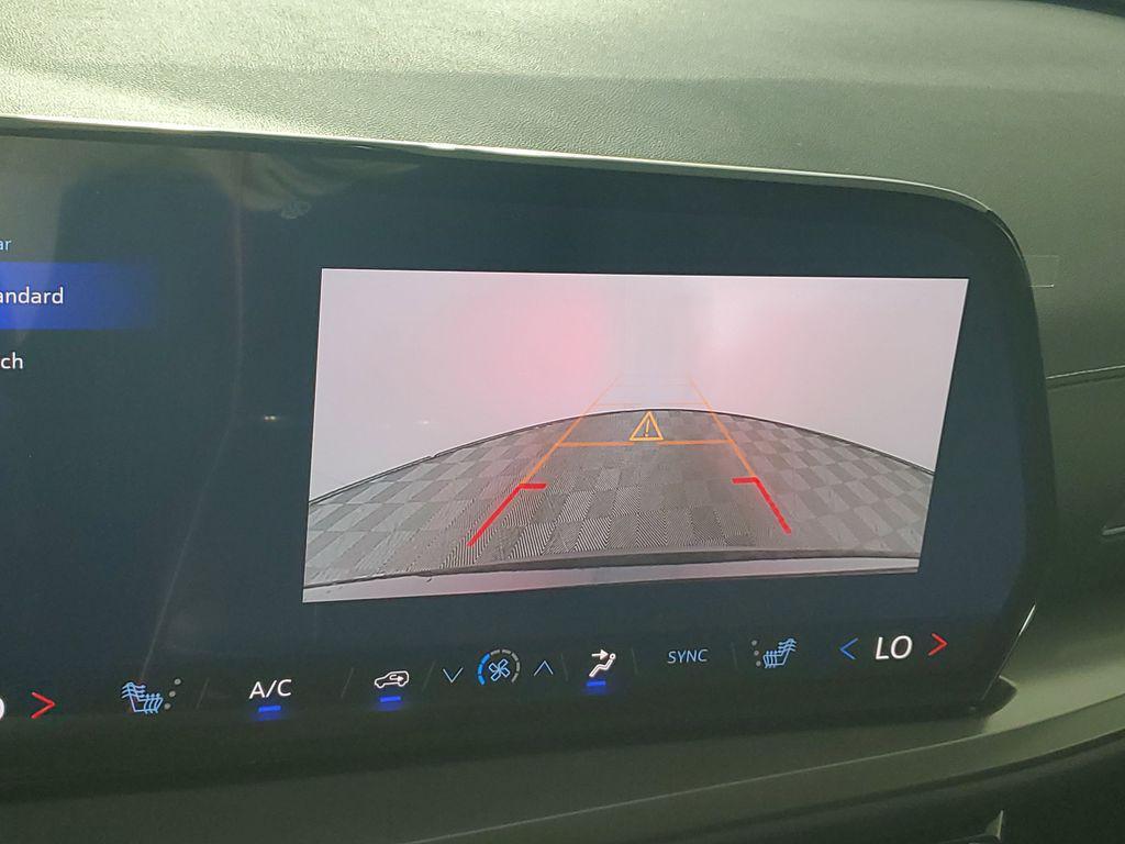 new 2026 Chevrolet Traverse car, priced at $43,220