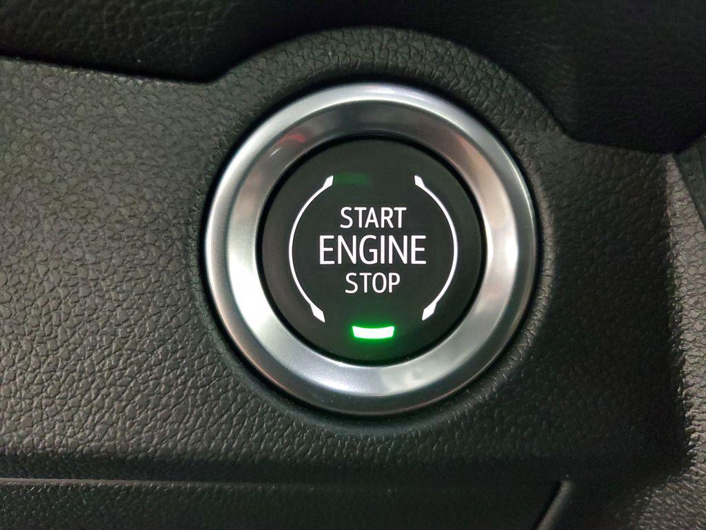 new 2026 Chevrolet Traverse car, priced at $43,220