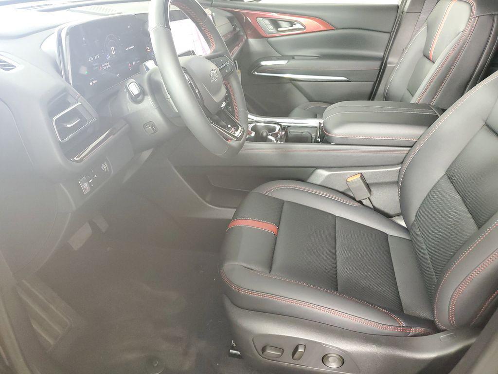 new 2026 Chevrolet Traverse car, priced at $57,390