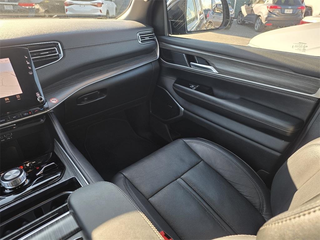 used 2024 Jeep Wagoneer car, priced at $44,505