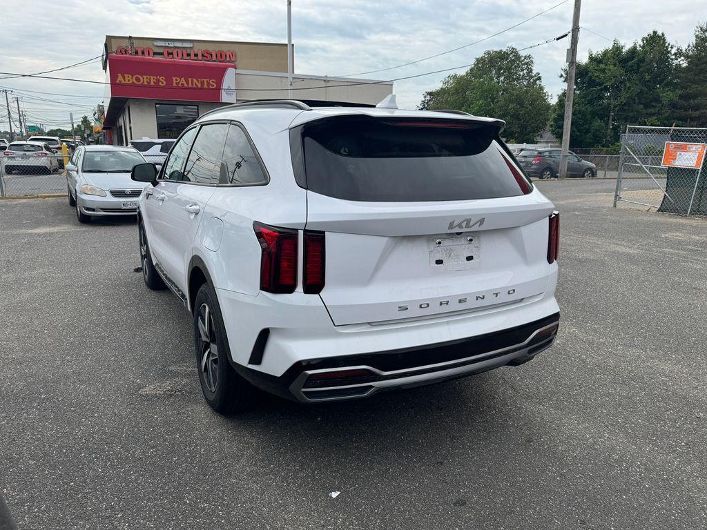 used 2022 Kia Sorento car, priced at $26,055