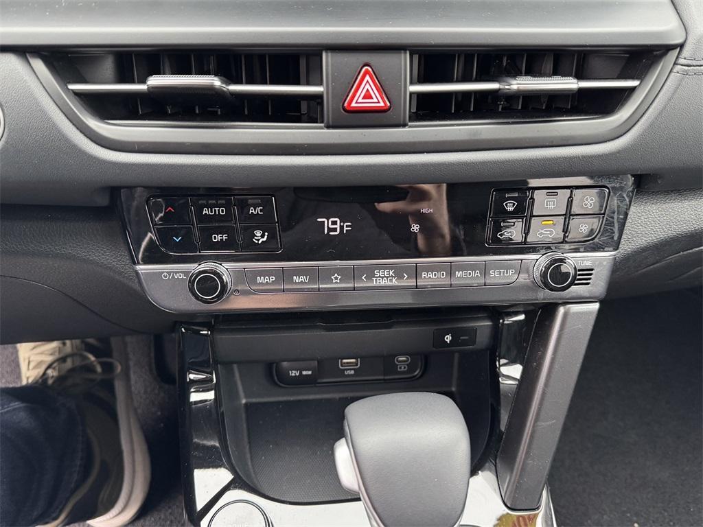 used 2025 Kia Seltos car, priced at $24,955