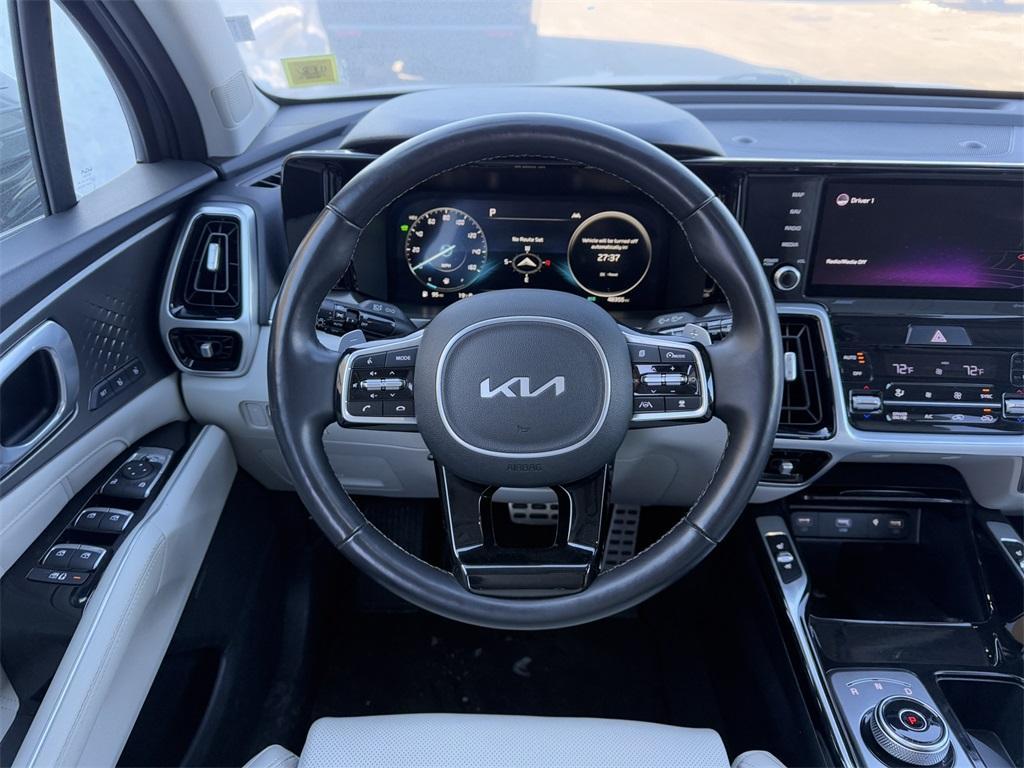 used 2022 Kia Sorento Plug-In Hybrid car, priced at $27,678