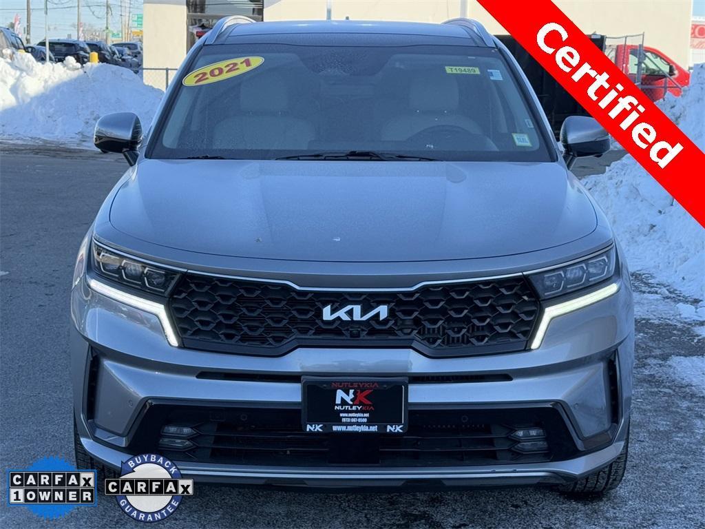 used 2022 Kia Sorento Plug-In Hybrid car, priced at $27,678