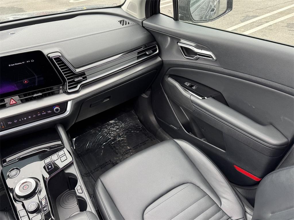 used 2023 Kia Sportage Hybrid car, priced at $28,115