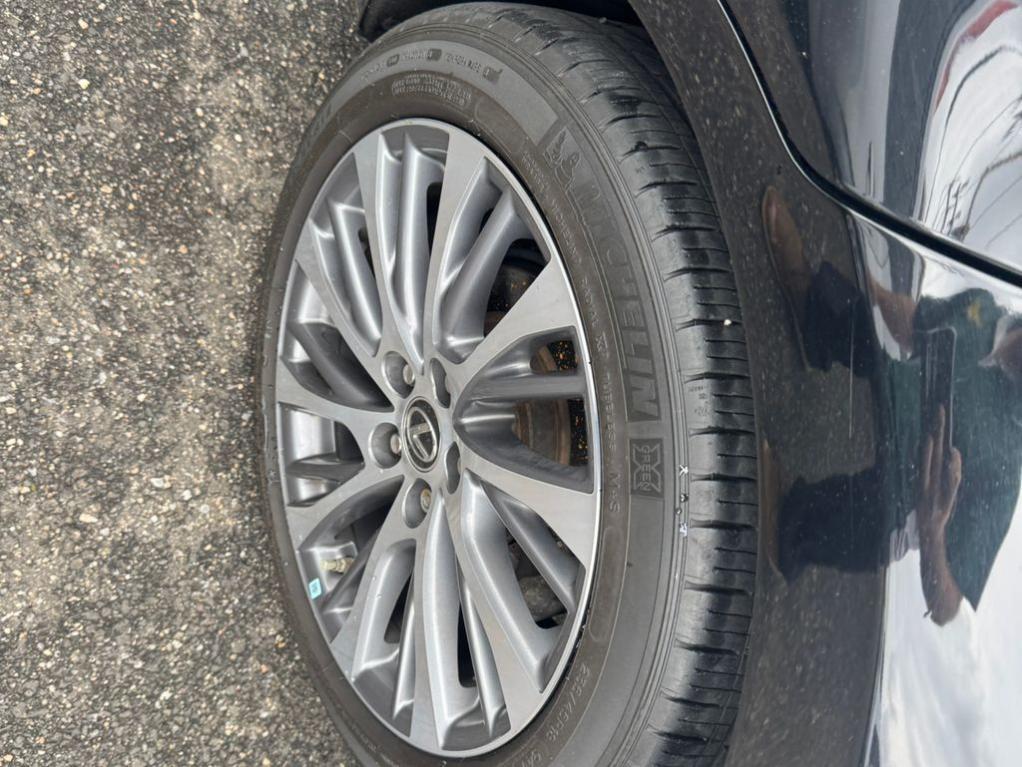 used 2021 Lexus ES 350 car, priced at $32,990