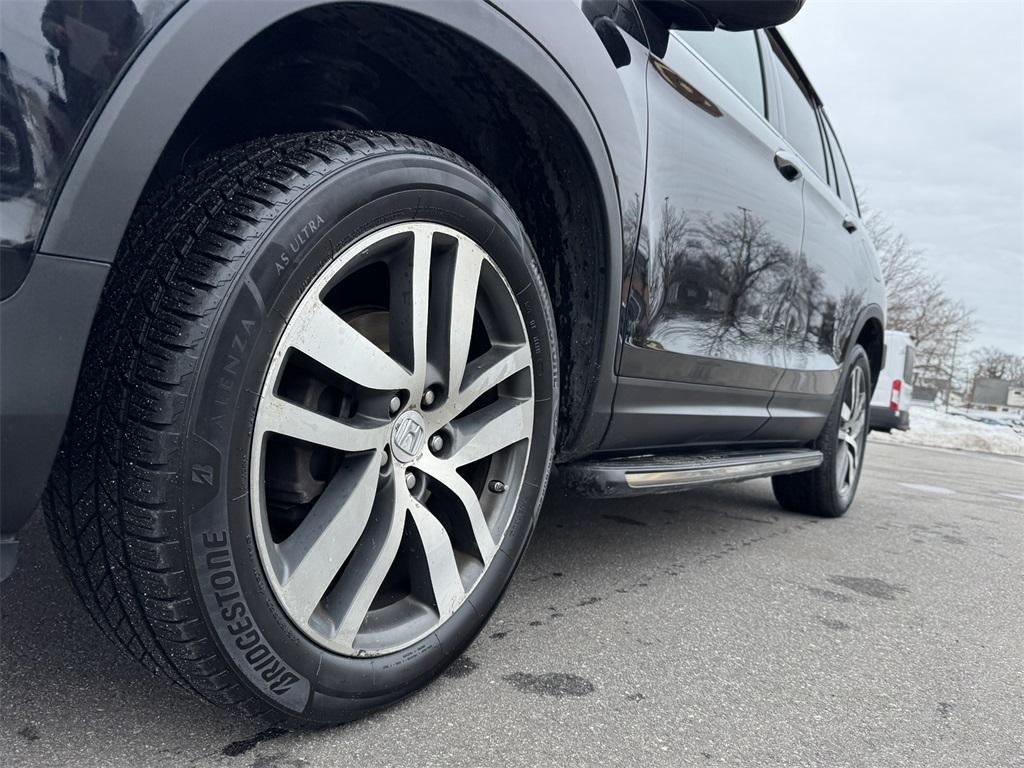 used 2016 Honda Pilot car, priced at $15,005