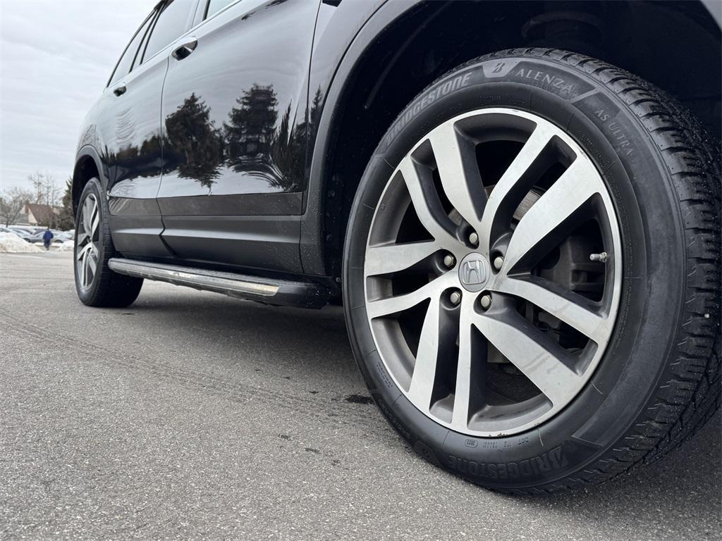 used 2016 Honda Pilot car, priced at $15,005