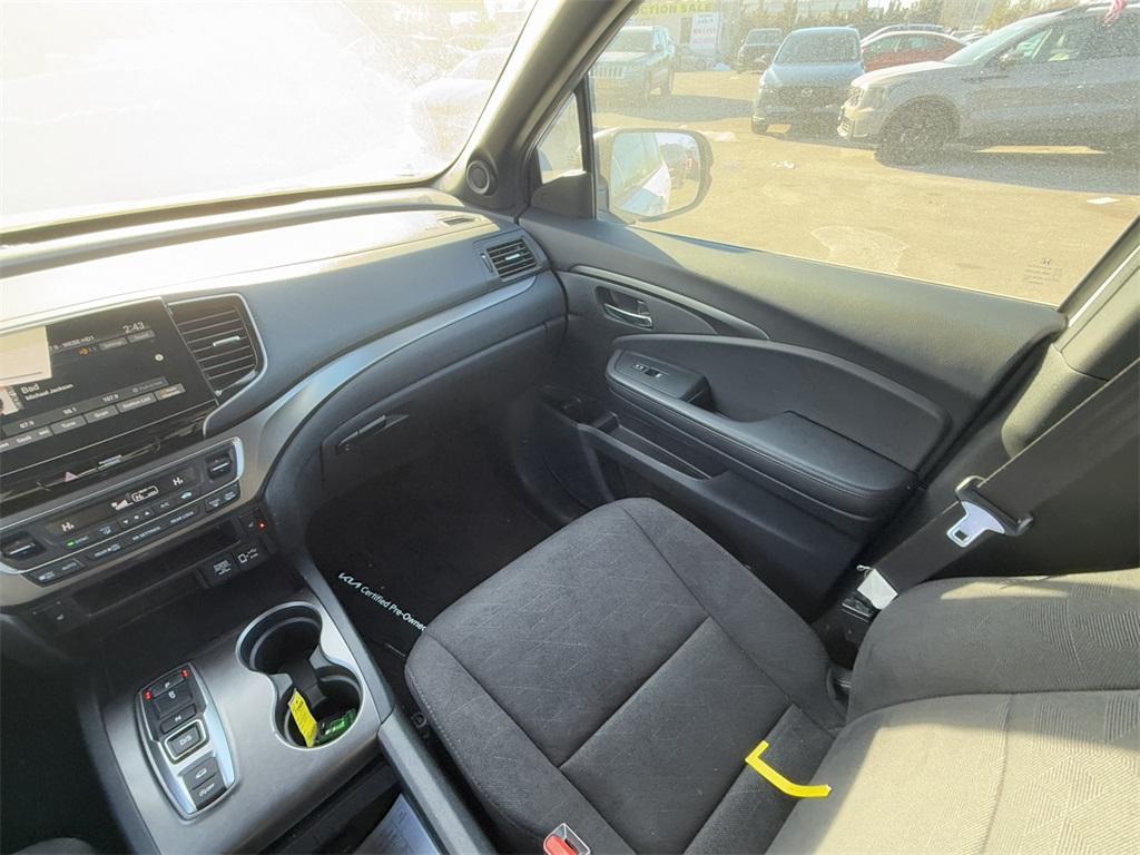 used 2022 Honda Pilot car, priced at $25,965