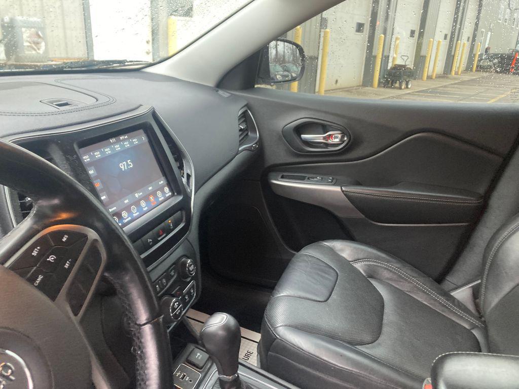 used 2021 Jeep Cherokee car, priced at $18,400