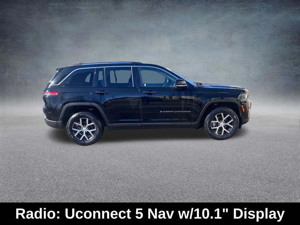 used 2023 Jeep Grand Cherokee car, priced at $31,000