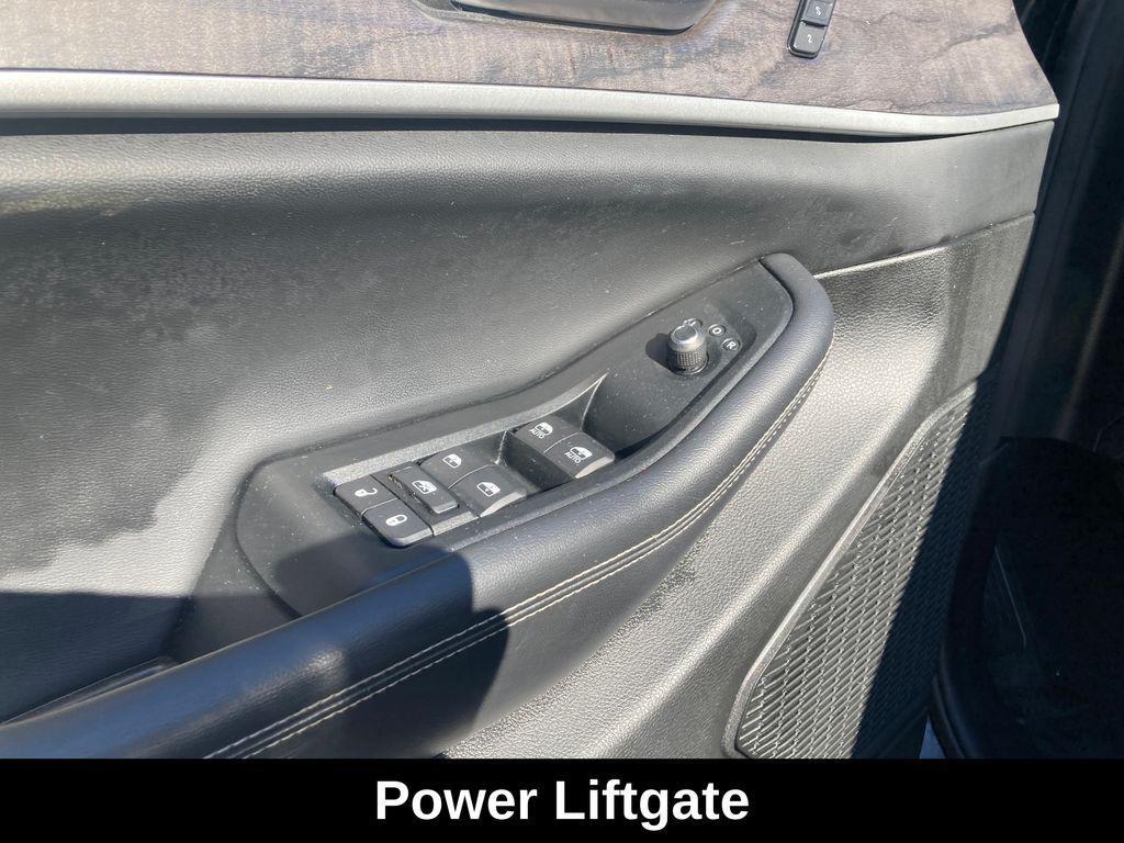 used 2023 Jeep Grand Cherokee car, priced at $31,000