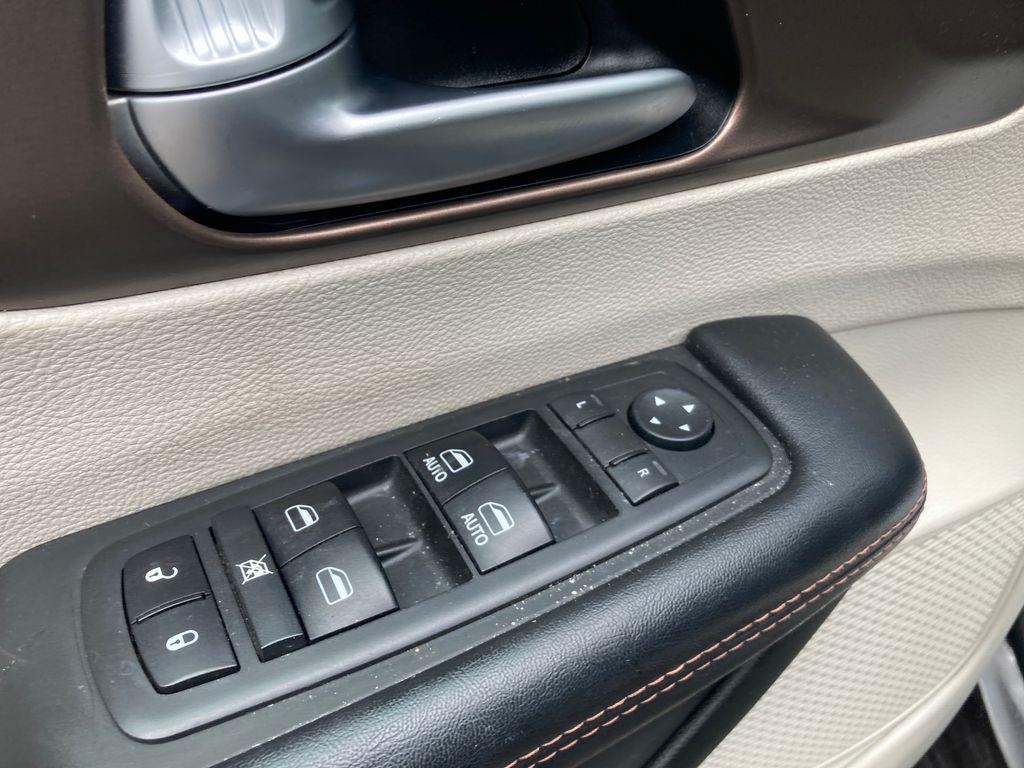 used 2017 Chrysler Pacifica car, priced at $15,700