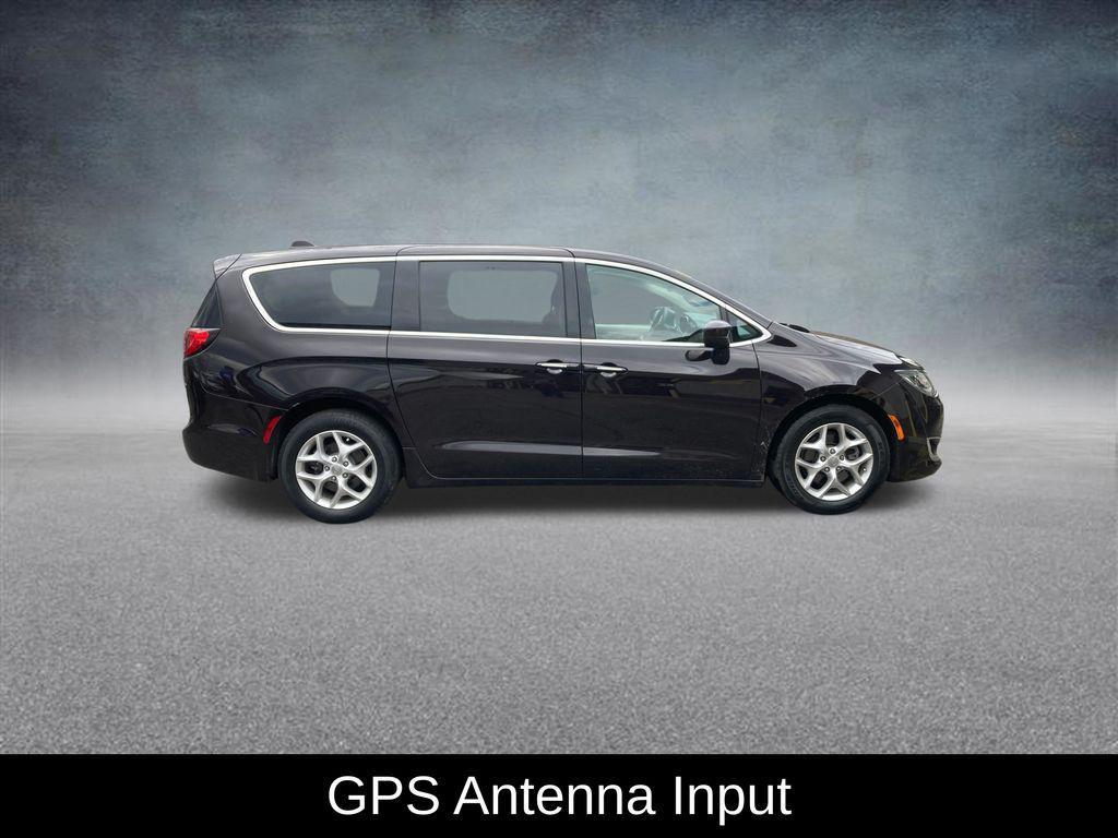 used 2017 Chrysler Pacifica car, priced at $15,700
