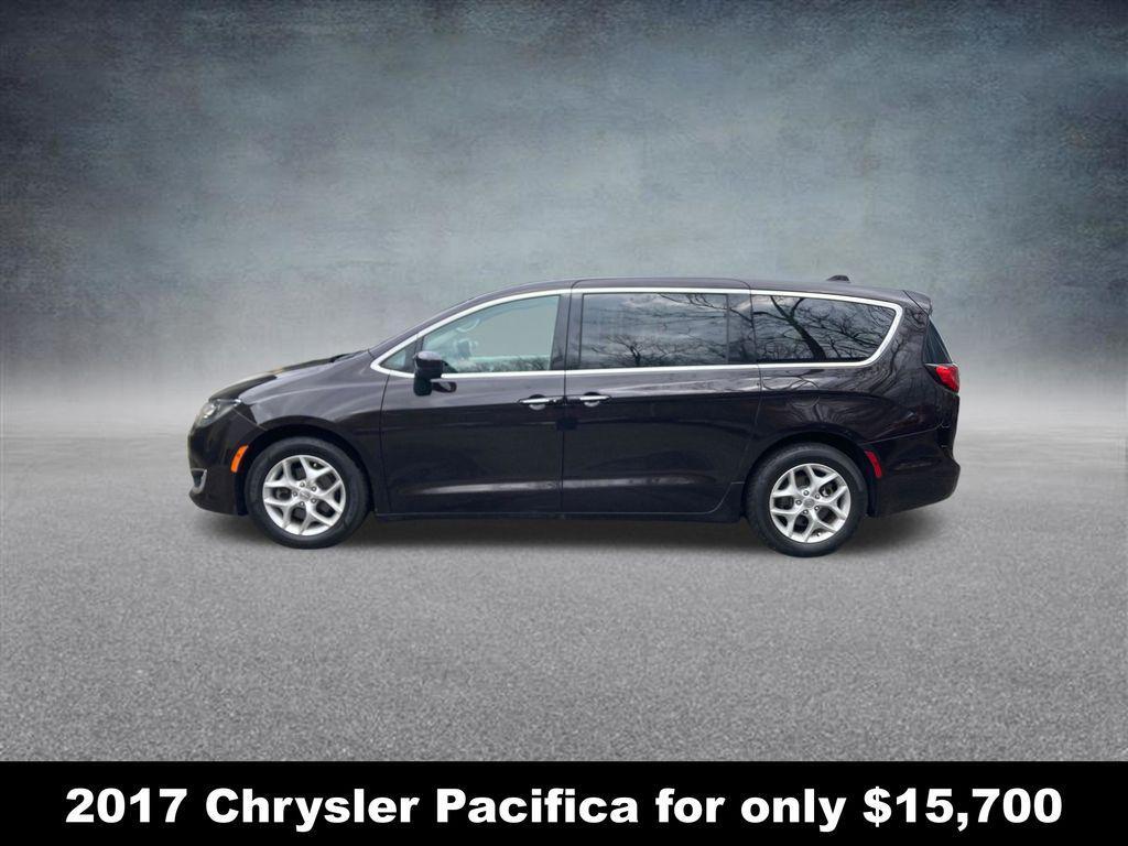 used 2017 Chrysler Pacifica car, priced at $15,700
