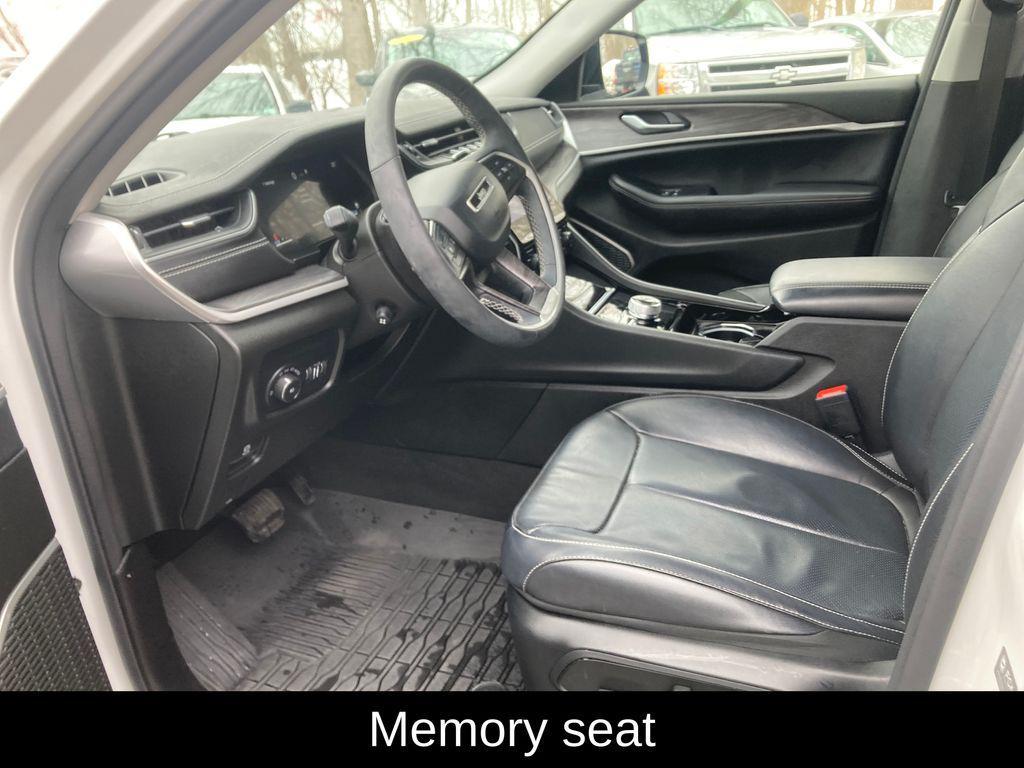 used 2023 Jeep Grand Cherokee car, priced at $31,500