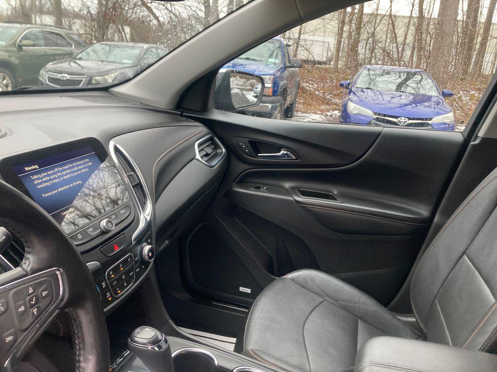 used 2021 Chevrolet Equinox car, priced at $21,000