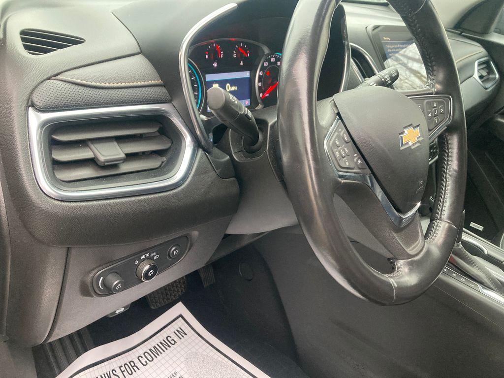 used 2021 Chevrolet Equinox car, priced at $21,000