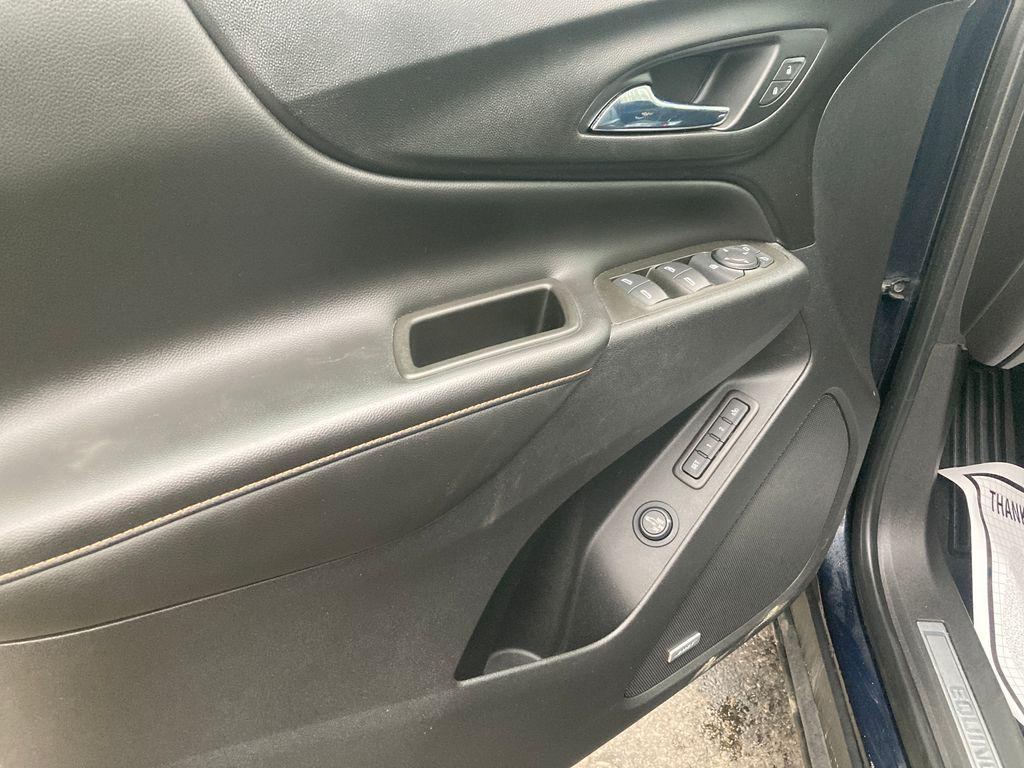 used 2021 Chevrolet Equinox car, priced at $21,000