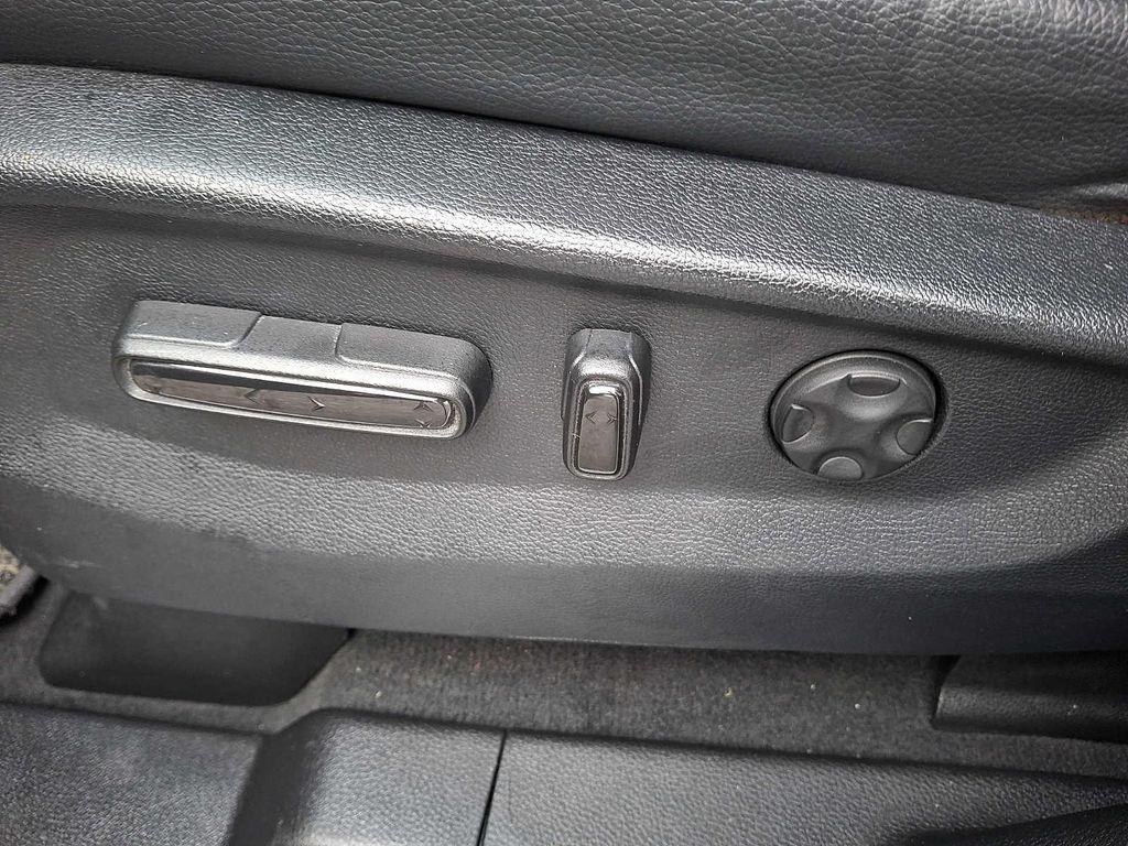 used 2023 Honda Odyssey car, priced at $34,972