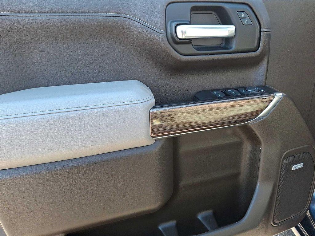 used 2021 Chevrolet Silverado 1500 car, priced at $31,579