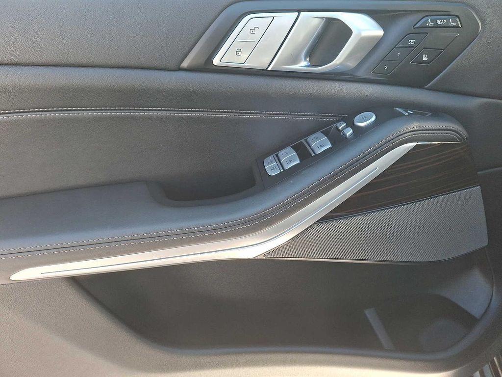 used 2026 BMW X7 car, priced at $81,261