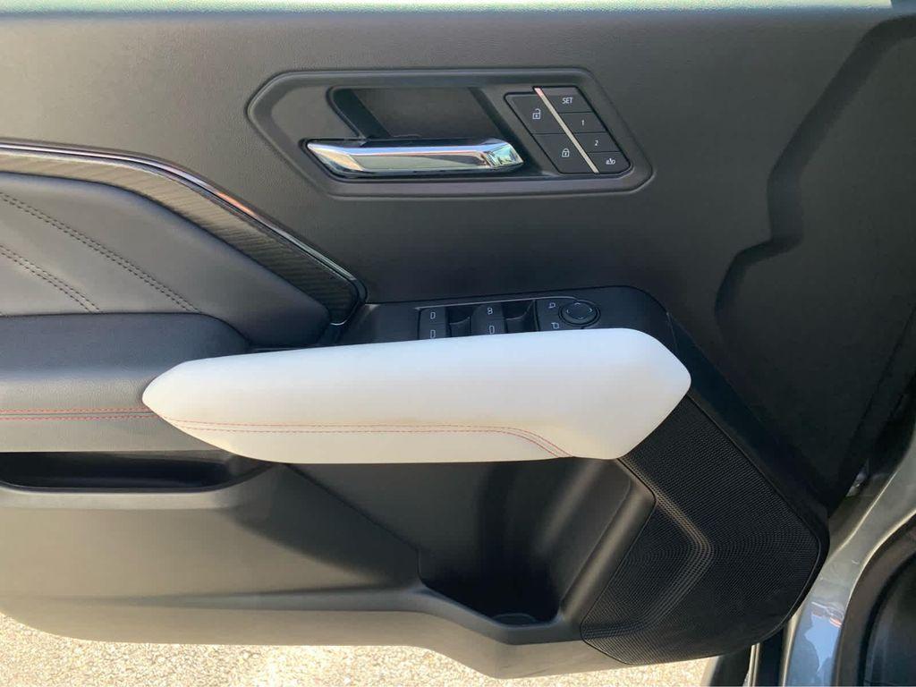 used 2024 GMC Canyon car, priced at $45,800