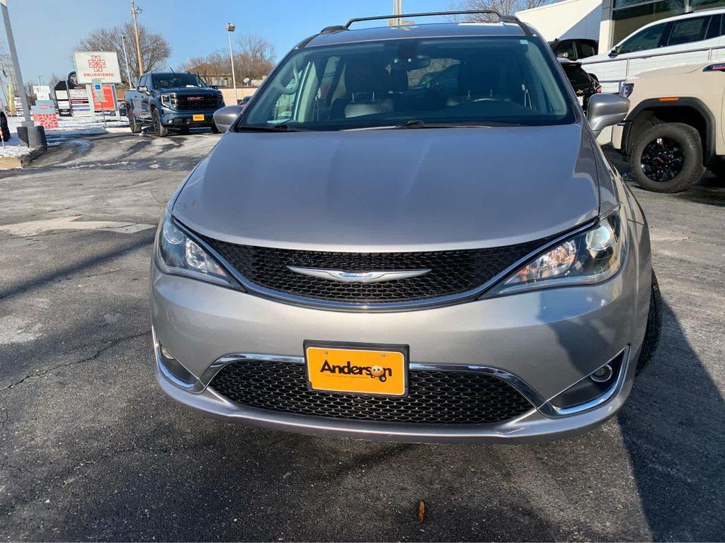 used 2017 Chrysler Pacifica car, priced at $11,990