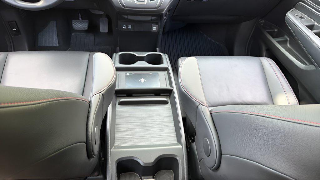 used 2026 Honda Odyssey car, priced at $38,845