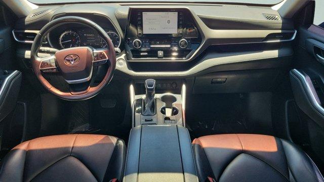 used 2022 Toyota Highlander car, priced at $27,778