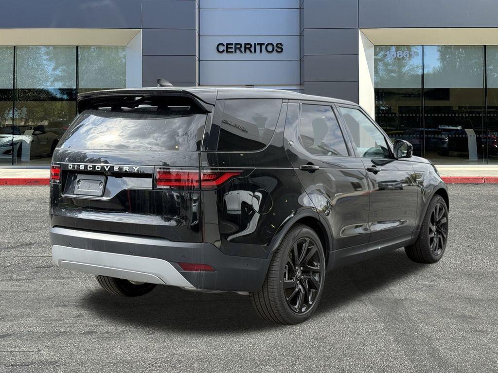 new 2025 Land Rover Discovery car, priced at $66,053