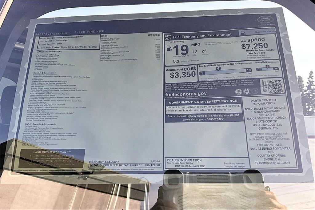 new 2025 Land Rover Discovery car, priced at $85,128