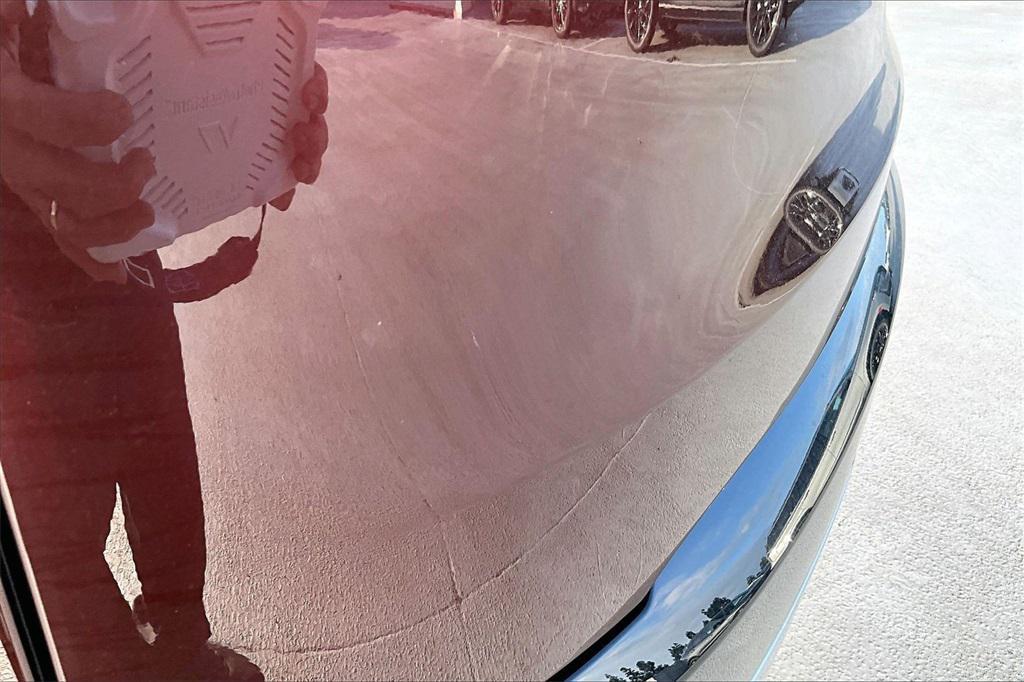 new 2026 Land Rover Discovery car, priced at $76,275