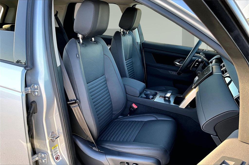 new 2025 Land Rover Discovery Sport car, priced at $55,238