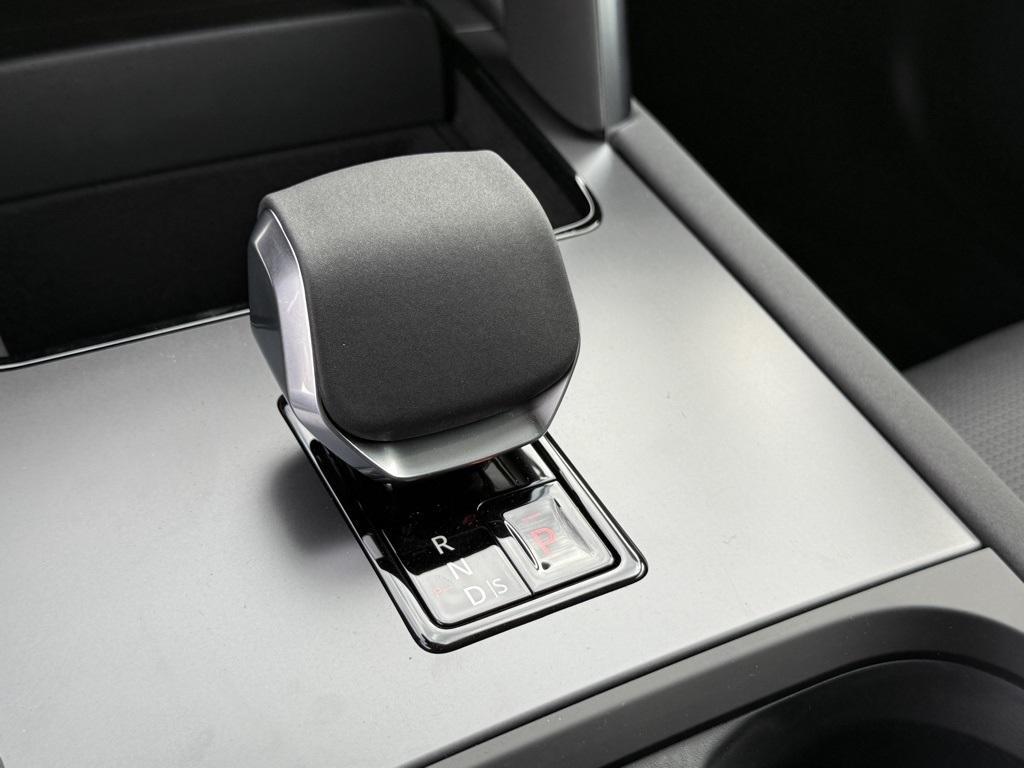 new 2025 Land Rover Discovery Sport car, priced at $51,378