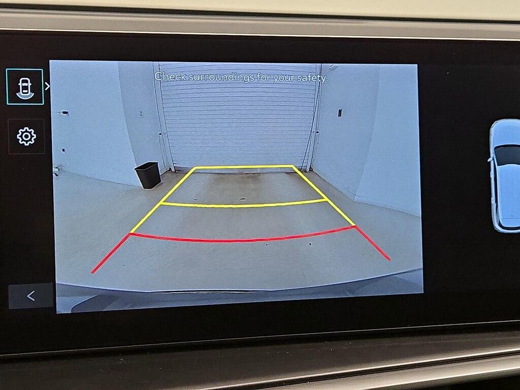 used 2024 Kia Sorento car, priced at $26,998